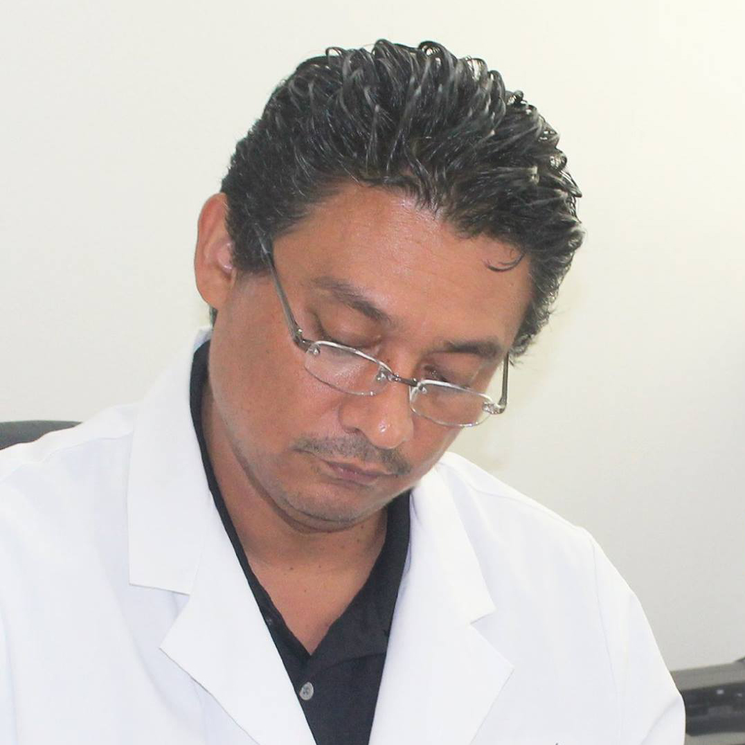 Dr. Pedro Moreno González